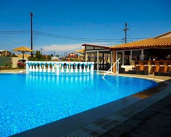 Alexis Pool Apartments - Sidari - Piscina