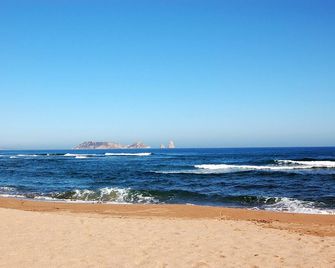 Terraced house with garden, pool & jacuzzi - 600m Pals Beach (GR 3H 100) - Pals - Bãi biển