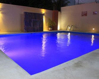 Terracota Corner Rooms - Campeche - Piscina