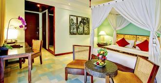 Rama Beach Resort and Villas - Kuta - Bedroom