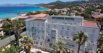 Splendid Hotel - L'Île-Rousse - Bygning
