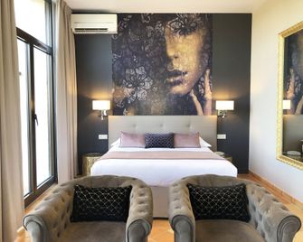 Hotel Les Suites - Domaine de Crécy - Crécy-la-Chapelle