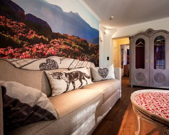 Home Hotel Arosa - Arosa - Stue