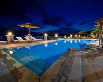 Hermes Hotel - Mylopotas - Bazén