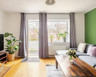 Gemütliche Große Ferienwohnung - Αννόβερο - Σαλόνι
