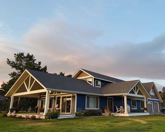 The Flat at Flathead Lake - Bigfork - Edificio
