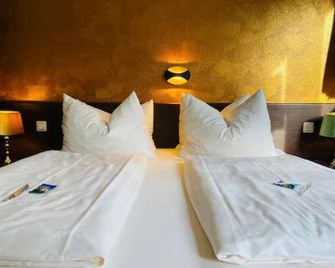 Hotel Christina - קלן - חדר שינה