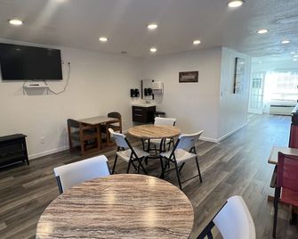 Cedarwood Inn of Ashland - Ashland - Restaurante