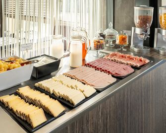 Urban Hôtel Hyper Centre-ville - Aix-les-Bains - Salle à manger