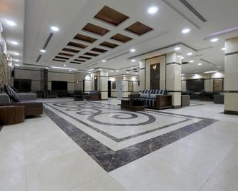 Snood Al Azama Hotel - Mecca - Lobby