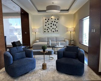 Best Western Cumbres Inn Cd. Cuauhtemoc - Cuauhtémoc - Lounge