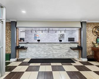 Suburban Studios Fort Dodge - Fort Dodge - Reception