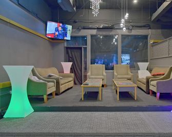 Midtown Premium - Saskatoon - Lounge