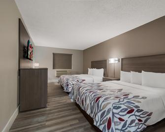 Red Roof Inn & Suites Vineland - Buena - Buena - Bedroom