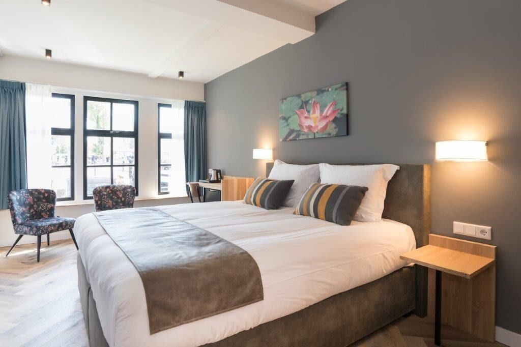 Hof van Holland Hotel - Edam - Bedroom