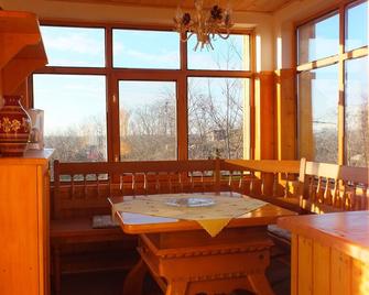 Ferienhaus Weinbergalm - Döbrököz - Comedor