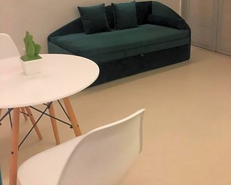 Suite61 - Altamura - Wohnzimmer