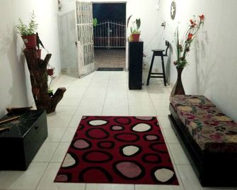 Kitara House Backpackers Hostel - Tarapoto - Recepción