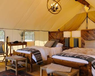 Collective Hill Country Retreat - Wimberley - Bedroom