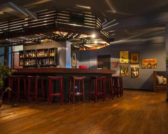 The Mandeville Hotel - Mandeville - Bar