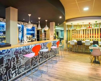 Ibis Tarbes Odos - Odos - Bar