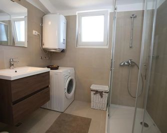 Apartmani Tri bunje - Tribunj