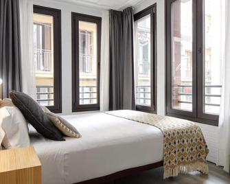 Hostal Arriazu - פאמפלונה - חדר שינה