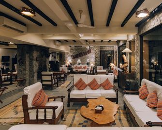 Dwarika's Sanctuary - A Himalayan Wellness Retreat - Dhulikhel - Bar
