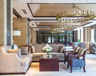 Panjin Honghai Hot Spring Hotel - Panjin - Lounge