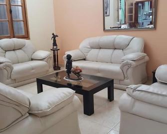 Hostal Copihue - La Habana - Sala de estar
