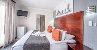 Khayalami Hotel - Mbombela - เนลสไปรต์ - ห้องนอน