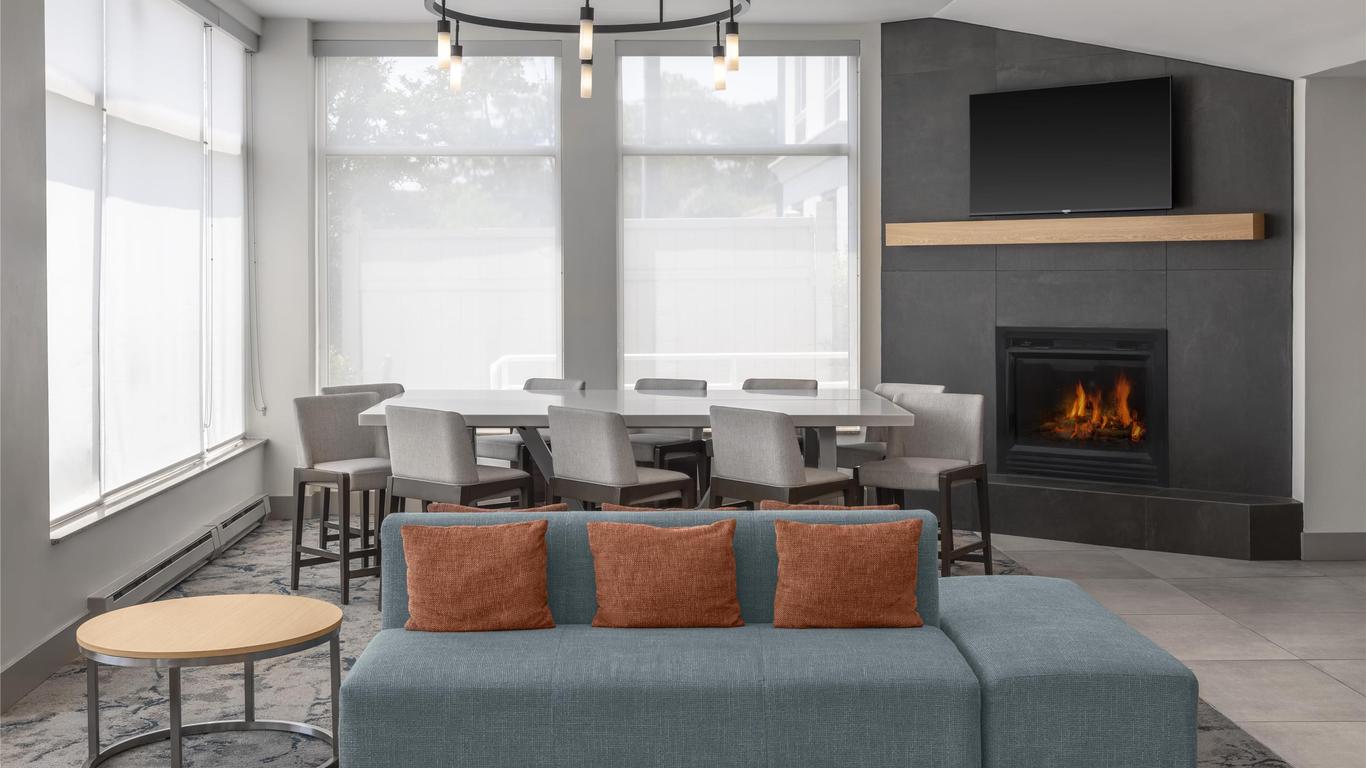 Hilton Garden Inn Queens/JFK Airport