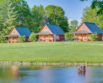 Cozy Columbia Cabin with Shared Lake Dock! - Columbia