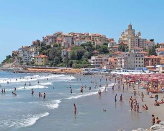 Apartment La Casetta by Interhome - Imperia - Plaża