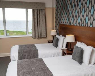 Commodore Hotel by Greene King Inns - Bournemouth - Camera da letto