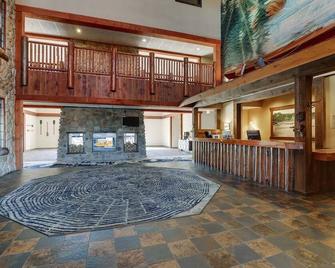 Rustic Charm by the Mississippi River! Inviting Riverbank Lodging - Moline - Ingresso