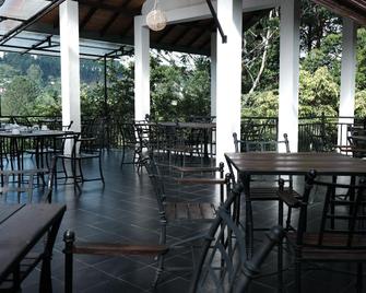 Sangrilla Holiday Resort - Bandarawela - Restaurante