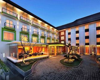 峇里登巴薩特酷烏瑪爾時尚酒店 - 登巴薩 - 登巴薩 - 建築