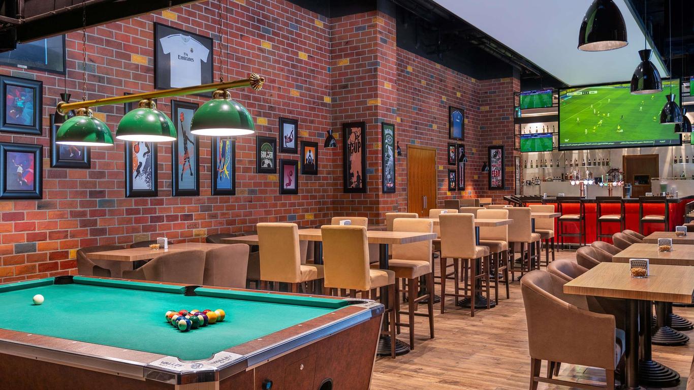 إيبيس ستايلز سوق التنين