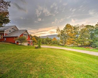 Manchester Center Home w/ Green Mtn Views! - Manchester - Vista del exterior