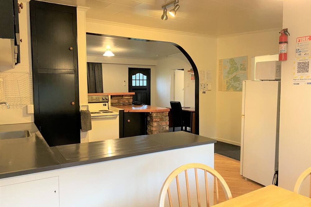 Unique Cottage close to the town centre. - Halfmoon Bay - מטבח