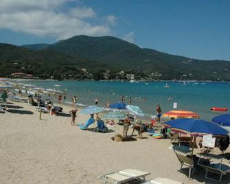 Hotel Monna Lisa - Marciana - Plaża