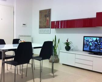 Porto Sant Elpidio: Nice apartment, recently constructed, located at ground floor in the beautiful coastal town of Porto Sant'Elpidio - Porto Sant'Elpidio - Sala pranzo