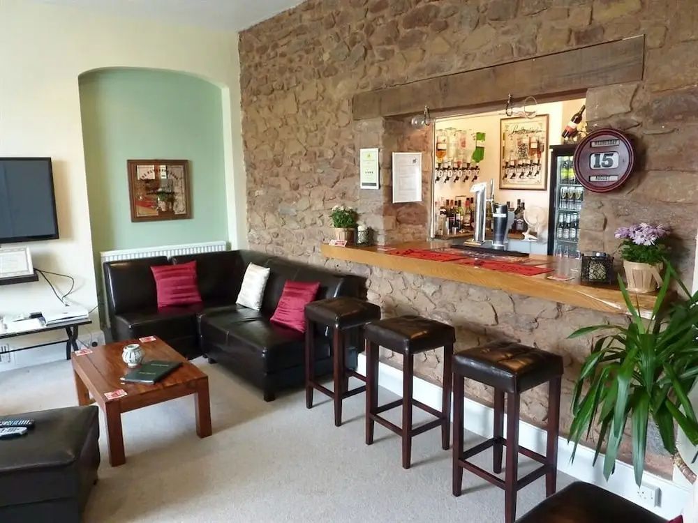 The White House Hotel - Taunton
