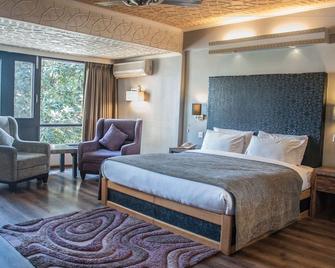 Hotel Ahdoo's - Srinagar