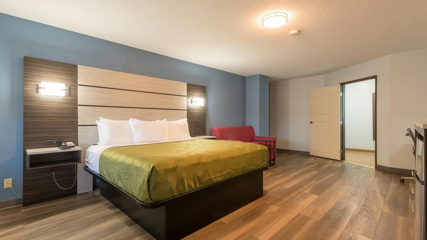 Quality Inn & Suites Manitou Springs at Pikes Peak