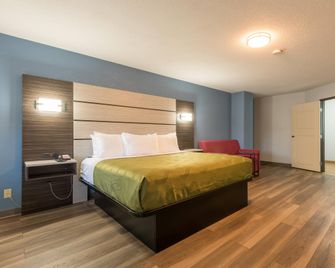 Quality Inn & Suites Manitou Springs at Pikes Peak - Manitou Springs - Habitación