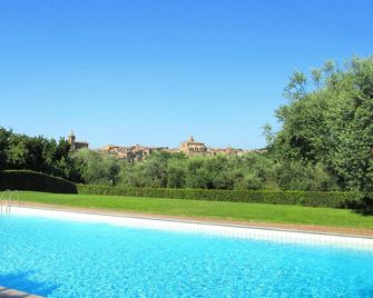 Montecasciano - Glicine - Capranica - Pool