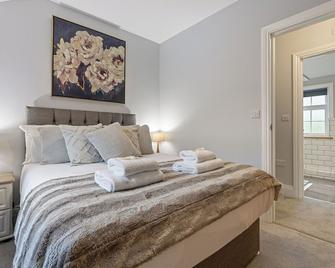 Pass the Keys No. 3 - Lime Tree Cottage - York - Chambre