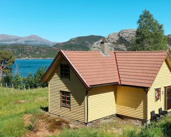 Holiday Home Rabbane by Interhome - Florø - Edificio